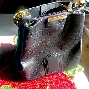 Black Artsy (Trending) Mini Bucket Bag